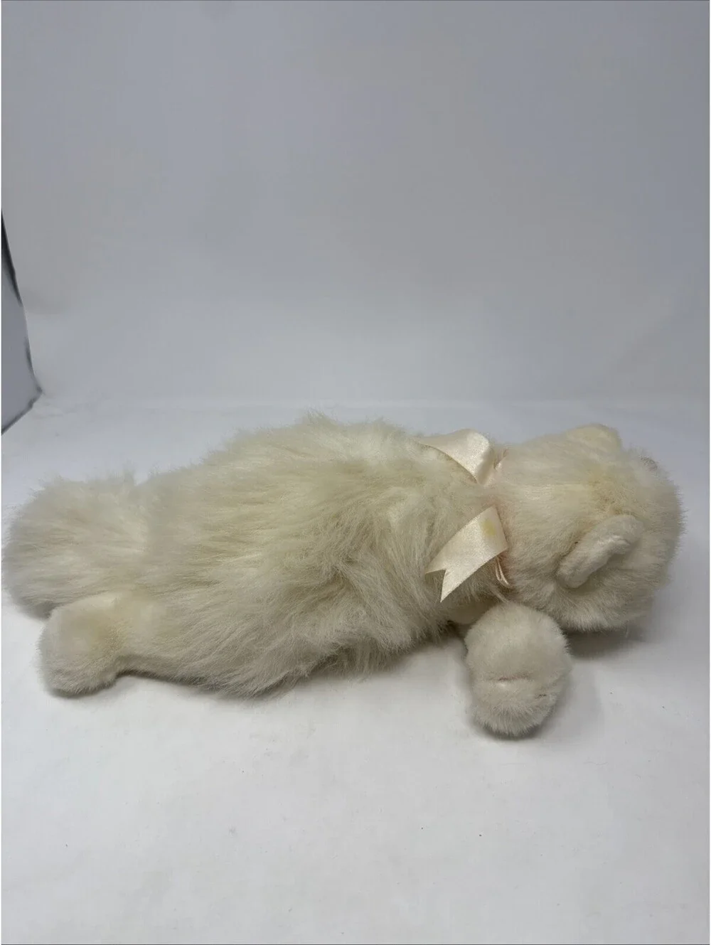 Ty Classic “Angel” the White Persian Cat w/ Pink Bow Plush 1997